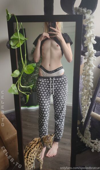 Full leaked Spoiledbratcat page private photo