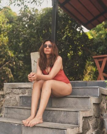 Full leaked Srishti rindani private photo