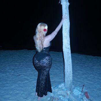 Full leaked Sshifaaaaa private photo