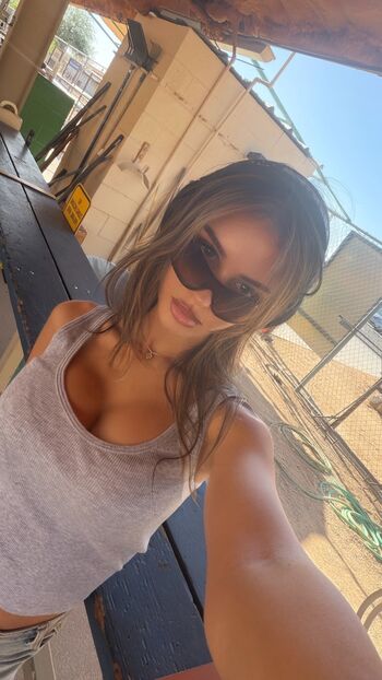 Full leaked Sssniperwolf private photo