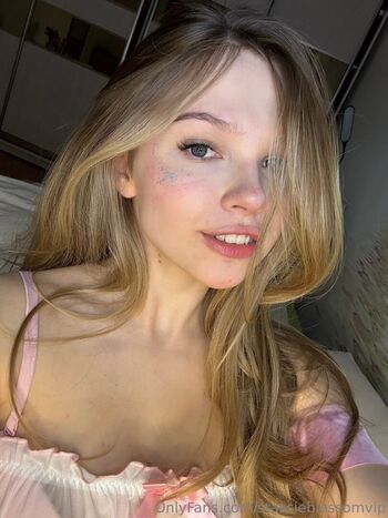 Full leaked Stassie blossom private photo