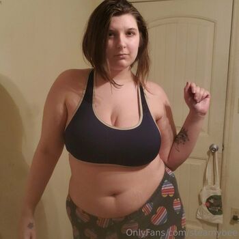 Full leaked Steamybee private photo