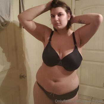 Full leaked Steamybee private photo