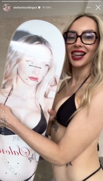 Full leaked Stefani nurding private photo