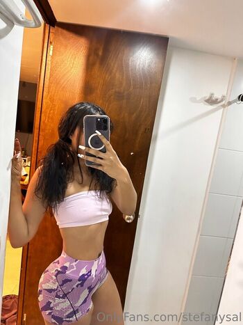 Full leaked Stefaniasalinas private photo