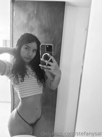 Full leaked Stefaniasalinas private photo