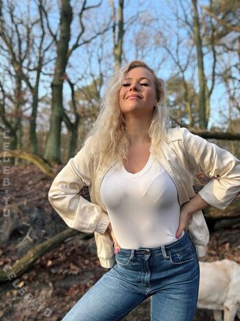 Full leaked Steffi landerer private photo