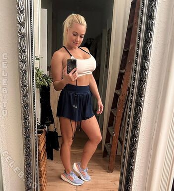 Full leaked Steffi landerer private photo