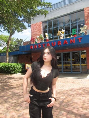 Stephanie Chua