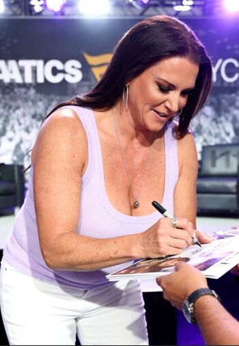 Full leaked Stephanie mcmahon private photo