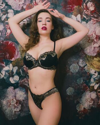 Full leaked Stephanie oustalet page private photo