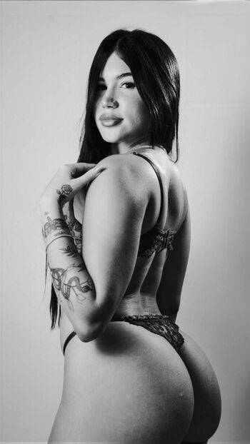 Full leaked Stephanie trindade private photo