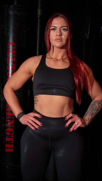 Strong AND Curvy Women