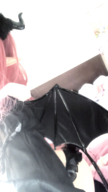 Full leaked Succubunny private photo