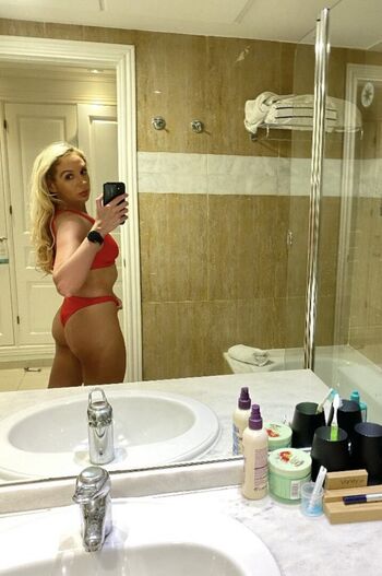 Full leaked Suemcco private photo