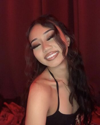 Full leaked Suhmmiee private photo