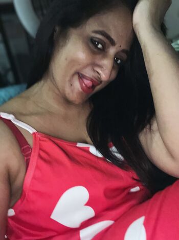 Full leaked Sujatha simhadri private photo