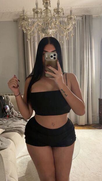 Full leaked Sultana private photo