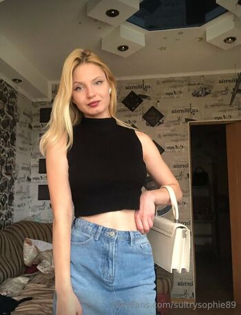 sultrysophiexxx