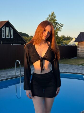 Full leaked Sunblumer page private photo