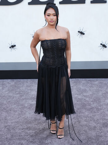 Full leaked Suni lee private photo