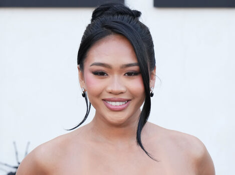 Full leaked Suni lee private photo