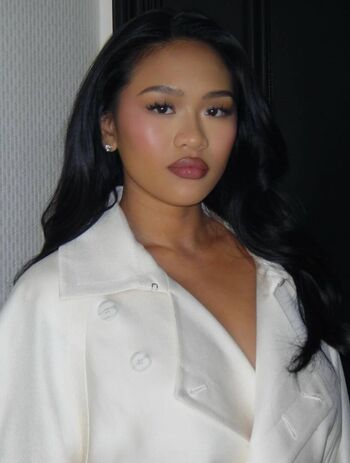 Full leaked Suni lee private photo