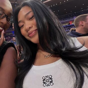 Full leaked Suni lee private photo