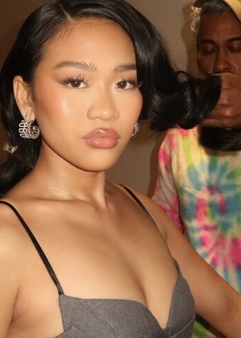 Full leaked Suni lee private photo