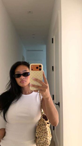 Full leaked Suni lee private photo