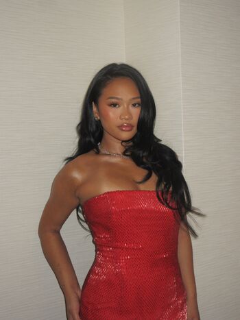 Full leaked Suni lee private photo