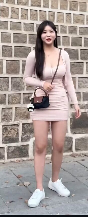 Full leaked Sunwoo page private photo