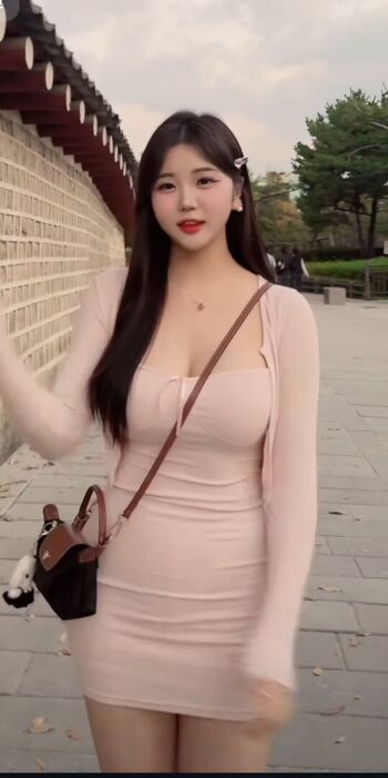 Full leaked Sunwoo page private photo