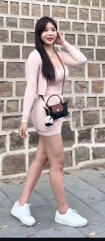 Full leaked Sunwoo page private photo