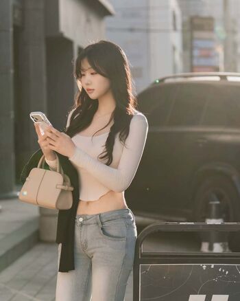 Full leaked Sunwoo private photo