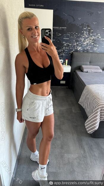 Full leaked Sunyyy private photo
