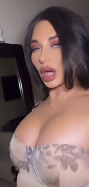 Full leaked Suppasamm private photo