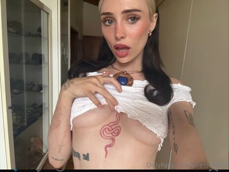 Full leaked Supposedlyjulia page private photo
