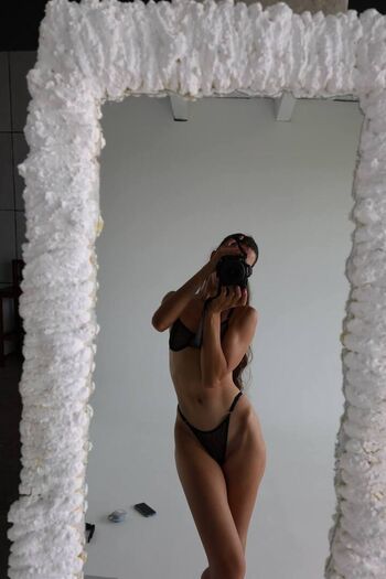 Full leaked Suprabae private photo