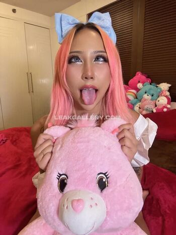 Full leaked Surisnow private photo