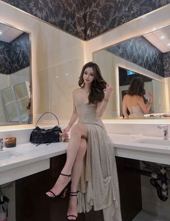 Full leaked Susansunn private photo