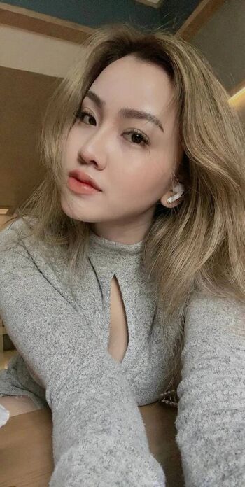 Full leaked Susiputri private photo