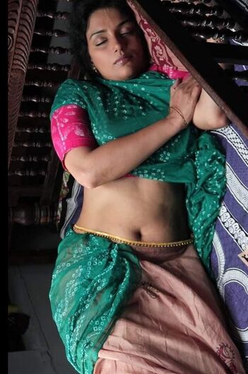 Full leaked Swetha menon private photo