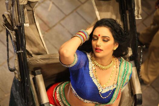 Full leaked Swetha menon private photo