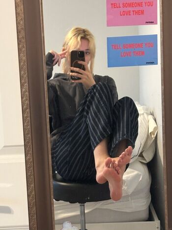 Full leaked Swordfan  page private photo