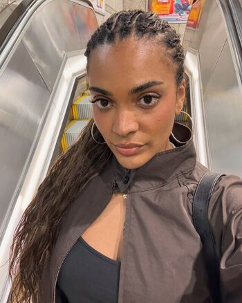 Full leaked Sydeon private photo