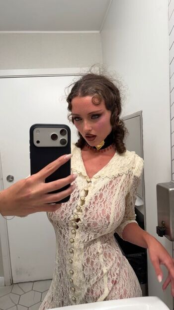 Full leaked Sydney melman private photo
