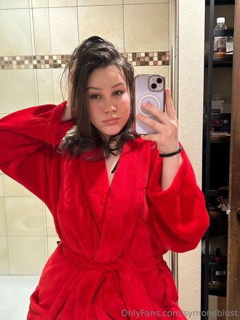 Full leaked Symone blust private photo