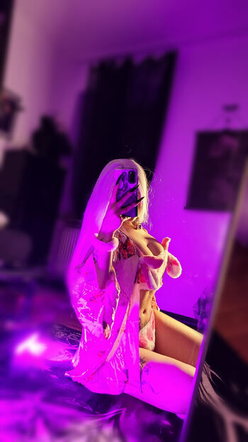 Full leaked Syndrapics private photo