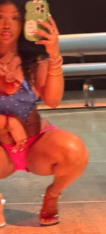 Leaked Meowtina/ private photo viral onlyfans